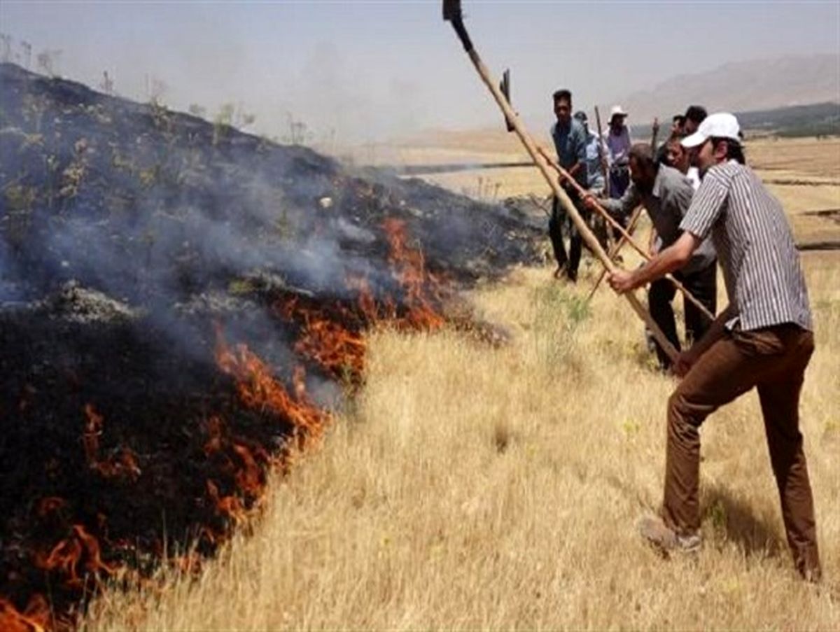 مهار آتش‌سوزی در مراتع چند روستای نهاوند