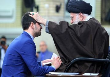 دیدار معلمان با رهبری