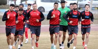 چرا پرسپولیس امسال دچار مشکل برای قهرمانی شده است؟