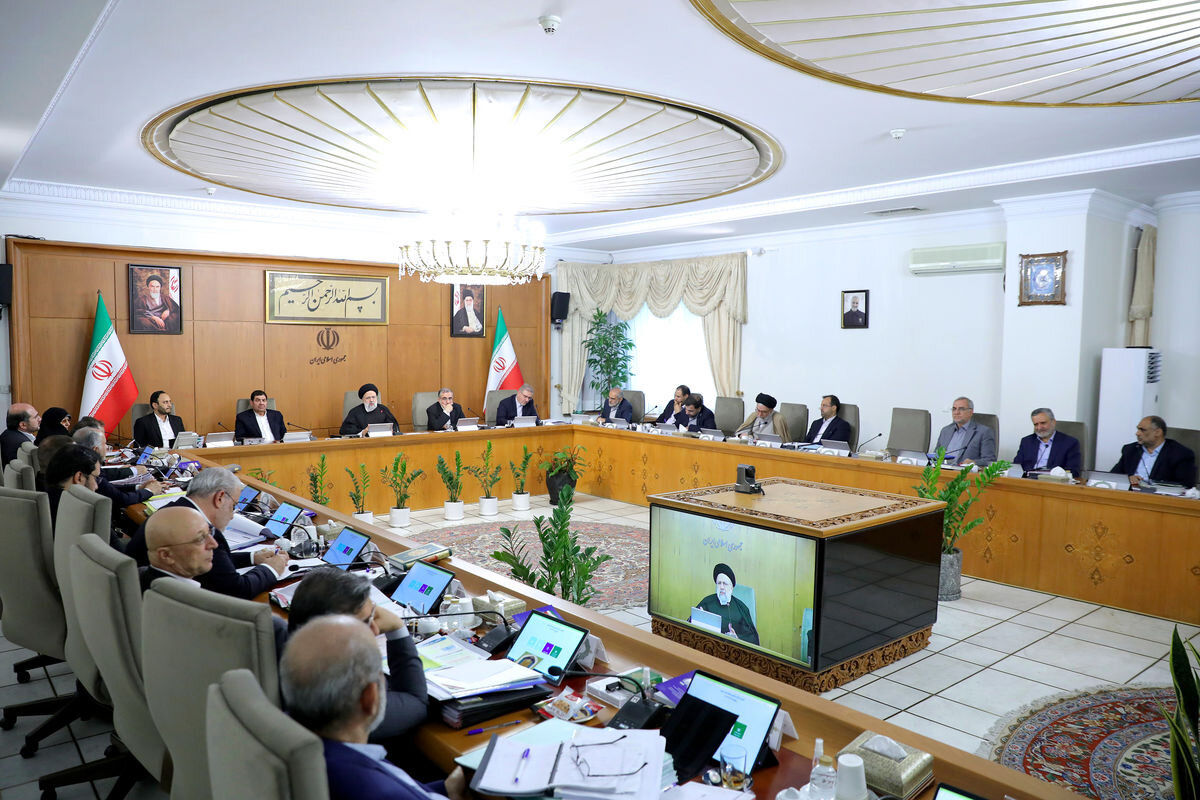 چه کسی معاون پارلمانی رئیسی می‌شود؟ + عکس
