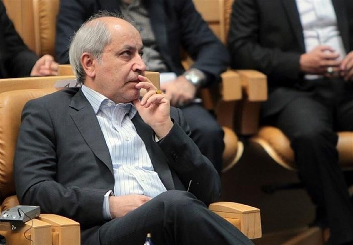 موافقت حسن روحانی با استعفای نیلی