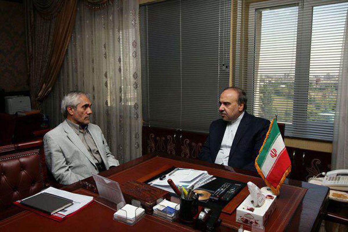 سرپرست پرسپولیس به دیدار وزیر ورزش می رود