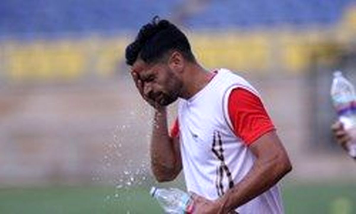 کامیابی‌نیا پس ازمصدومیت راهی بیمارستان شد