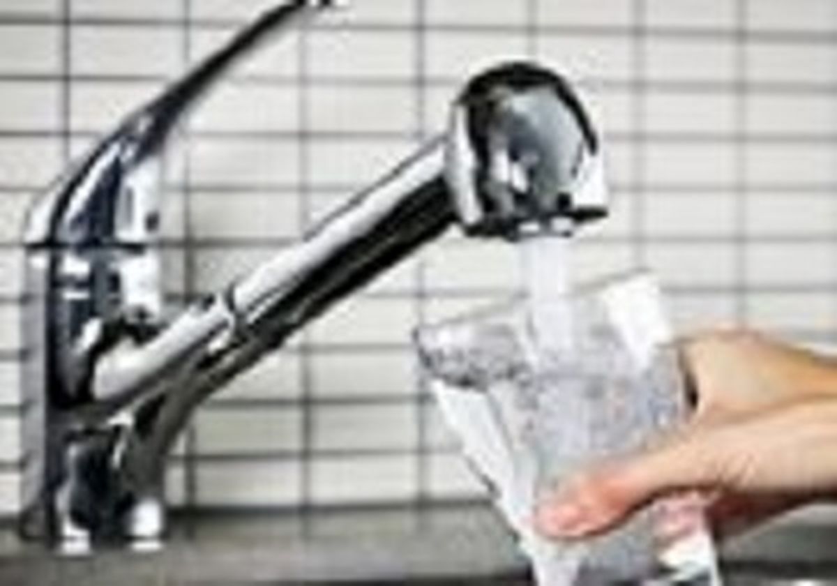 میزان هدررفت آب در تهران 10درصد است
