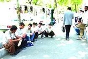 لیسانسه ها هر روز بیکارتر می شوند!
