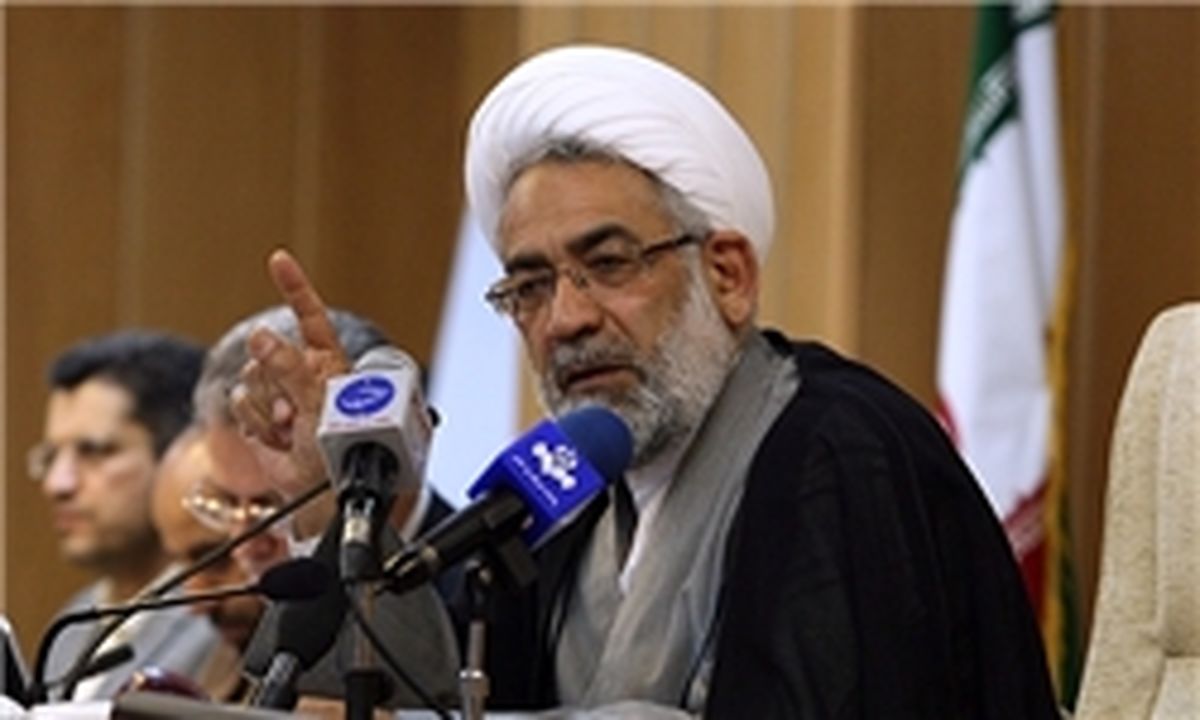 از پذیرفتن مسئولیت دادستانی اِبا داشتم