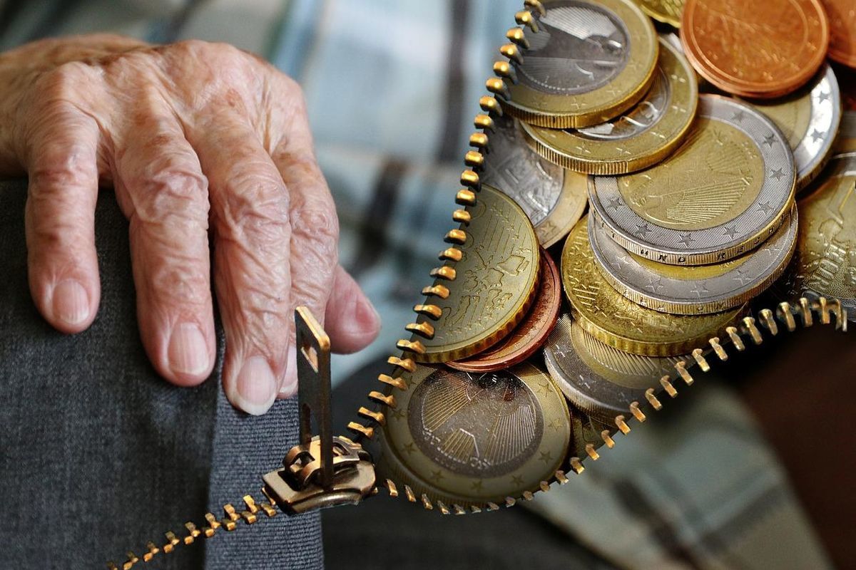 قوانین جدید بازنشستگی از این تاریخ اجرا می‌شود
