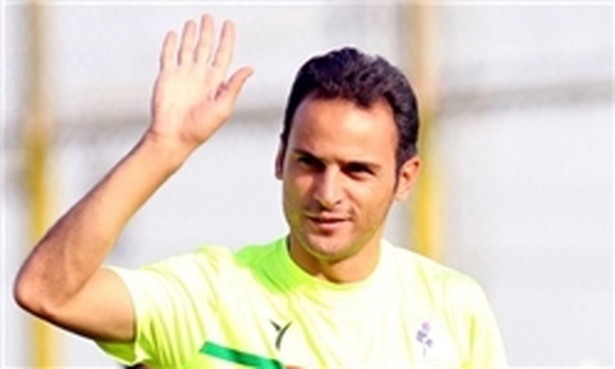 مهاجم استقلالی لژیونر می شود