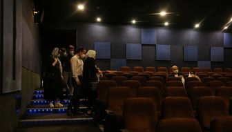 قطعی برق فرآیند بلیت‌فروشی سینماها را مختل کرد