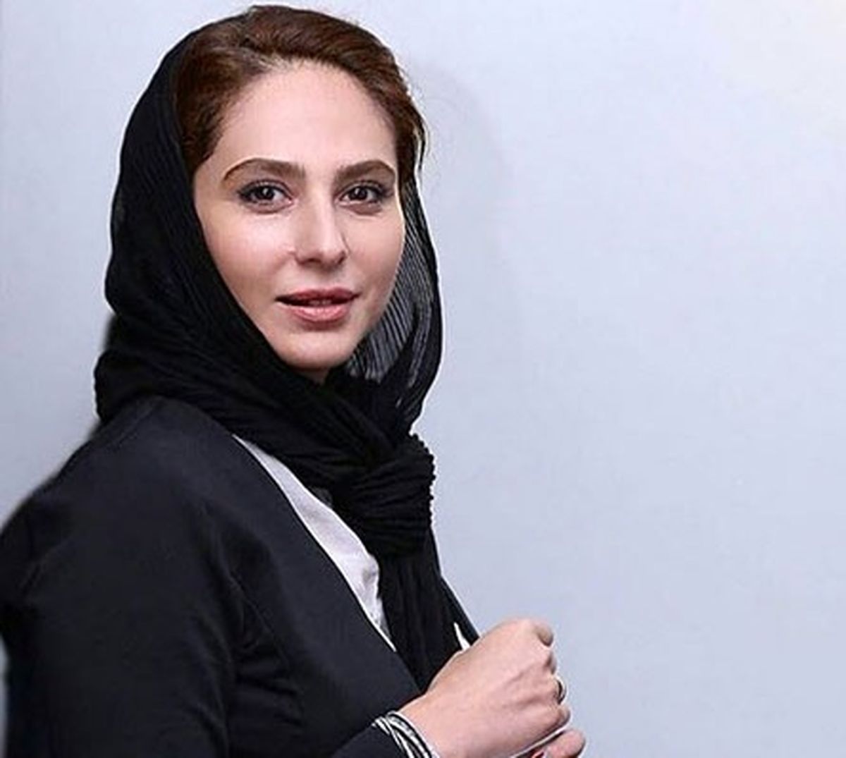 پوشش متفاوت رعنا آزادی‌ور در فیلم سینمایی «مرد بازنده»
