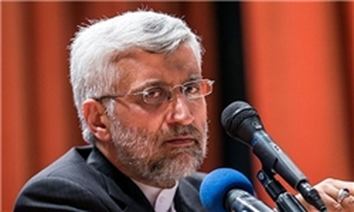 جلیلی: نباید درباره گرسنگی مظلومان و شکم‌بارگی پرخوران بی‌تفاوت بود