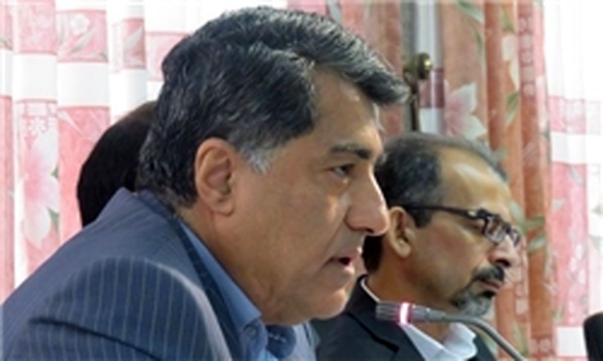 بیشتر بیکاران ما در بندرلنگه تحصیلکرده‌های دانشگاهی هستند