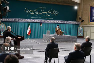 دیدار جمعی از نخبگان و استعدادهای برتر علمی با رهبر معظم انقلاب