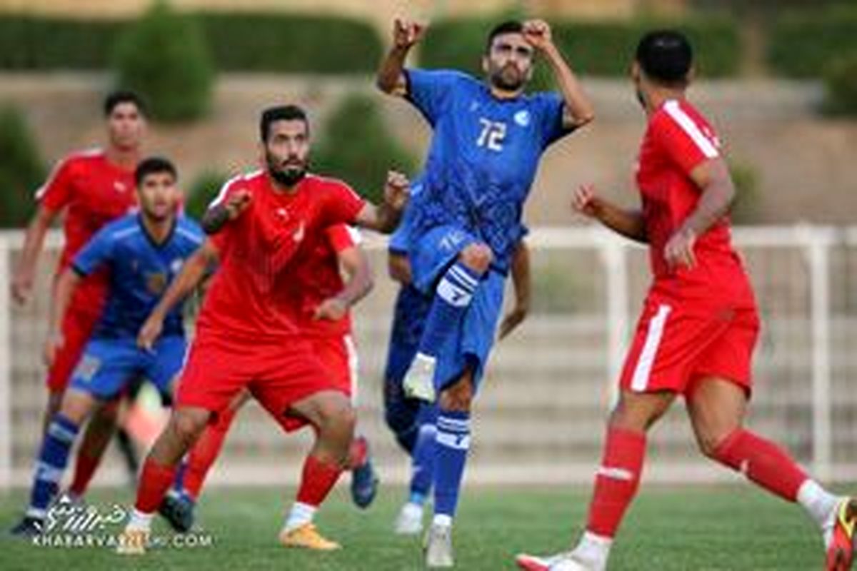 نمایش دیدنی از گلر استقلال در بازی سوپرجام