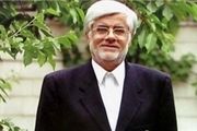 فضای کشور بیش از اندازه سیاست زده شده است