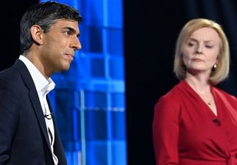جنگ لفظی نامزدهای نخست وزیری انگلیس در اولین دوئل تلویزیونی